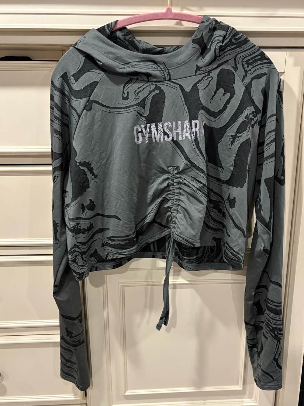Gym Shark Cropped Sweatshirt
